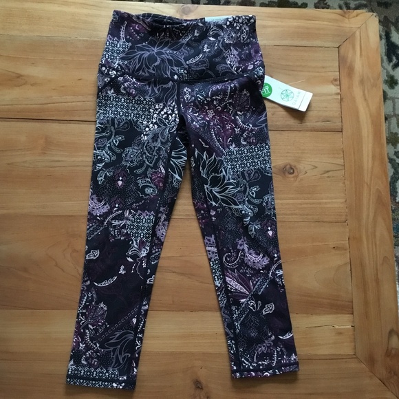 NWT Gaiam OM High Rise Capri Yoga Pants - Picture 1 of 8